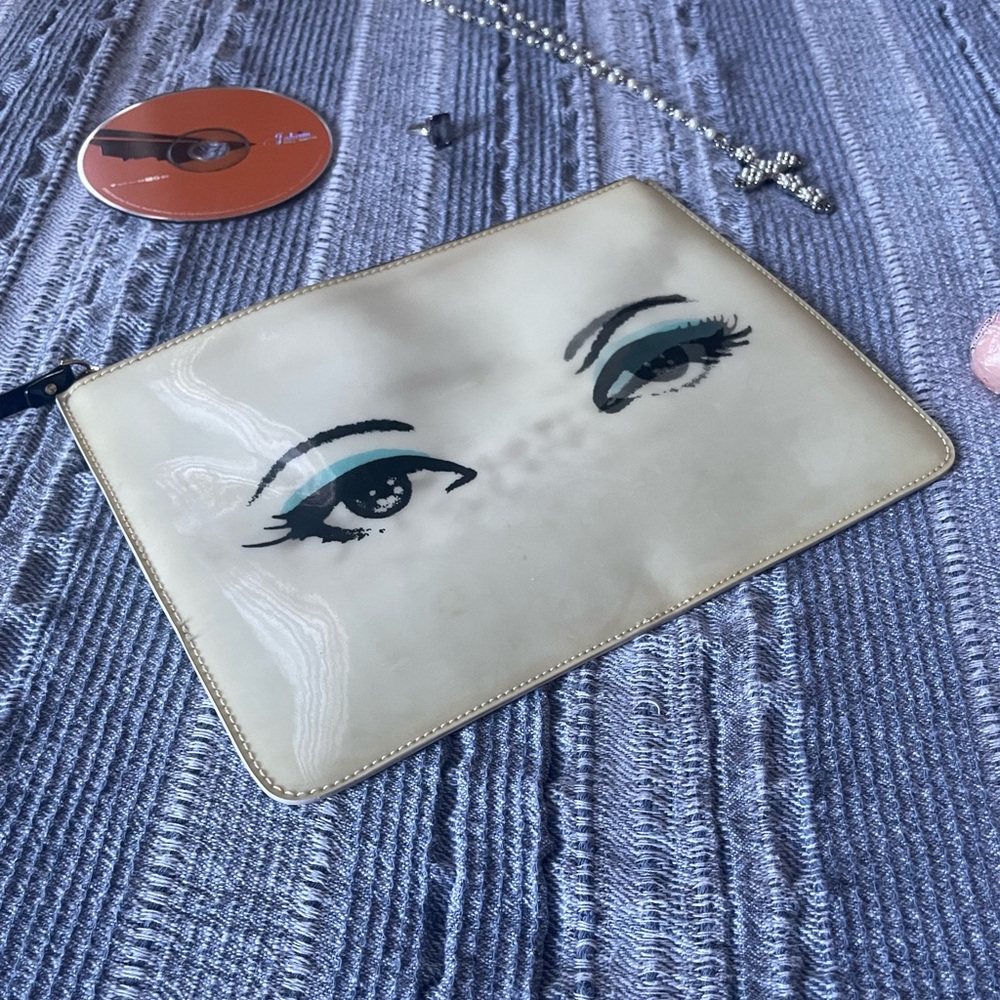Kate Spade Hologram Winking Zip Cluth - Picture 7 of 15